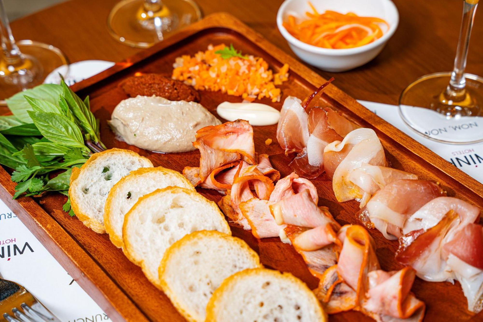 Wink Hotel Saigon Centre - 24Hrs Lifestyle Stay Ho Chi Minh Zewnętrze zdjęcie